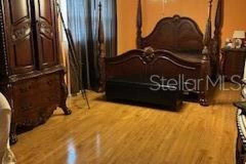 House in Clearwater, Florida 4 bedrooms, 221.48 sq.m. № 1718472 - photo 10
