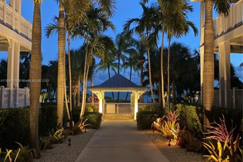 Купить виллу или дом в Исламорада, Вилладж оф Айлендс, Флорида 2 спальни, 127.83м2, № 1929755 - фото 29