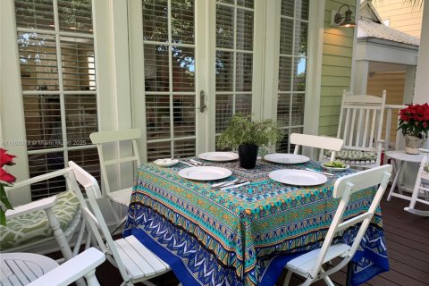 Купить виллу или дом в Исламорада, Вилладж оф Айлендс, Флорида 2 спальни, 127.83м2, № 1929755 - фото 24