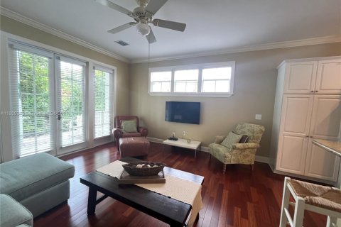 Купить виллу или дом в Исламорада, Вилладж оф Айлендс, Флорида 2 спальни, 127.83м2, № 1929755 - фото 6