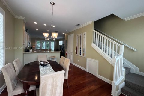 Купить виллу или дом в Исламорада, Вилладж оф Айлендс, Флорида 2 спальни, 127.83м2, № 1929755 - фото 13