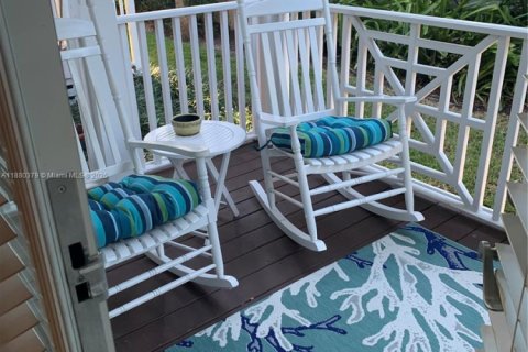 Купить виллу или дом в Исламорада, Вилладж оф Айлендс, Флорида 2 спальни, 127.83м2, № 1929755 - фото 23