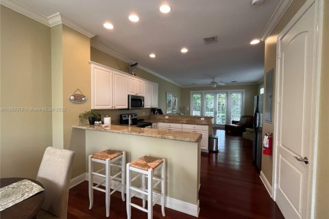 Купить виллу или дом в Исламорада, Вилладж оф Айлендс, Флорида 2 спальни, 127.83м2, № 1929755 - фото 9