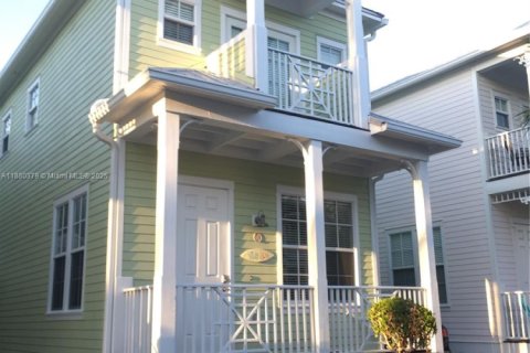 Купить виллу или дом в Исламорада, Вилладж оф Айлендс, Флорида 2 спальни, 127.83м2, № 1929755 - фото 3