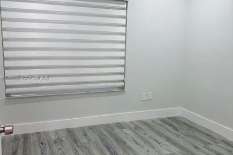 House in Miami, Florida 4 bedrooms, 189.24 sq.m. № 2282723