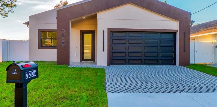 Villa ou maison à Tampa, Floride 3 chambres, 188.13 m2 № 2394190