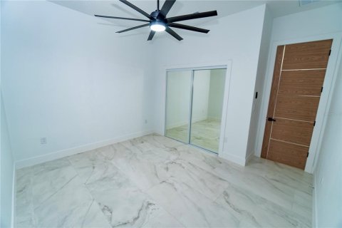Villa ou maison à vendre à Tampa, Floride: 3 chambres, 188.13 m2 № 2394190 - photo 7