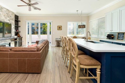 Villa ou maison à vendre à Dania Beach, Floride: 3 chambres, 221.85 m2 № 2050505 - photo 3