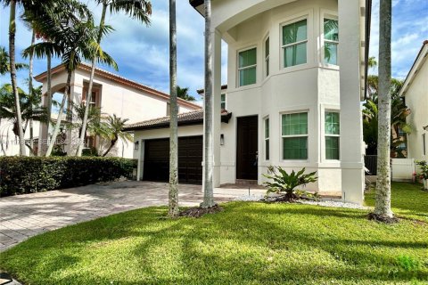 Villa ou maison à vendre à Dania Beach, Floride: 3 chambres, 221.85 m2 № 2050505 - photo 25