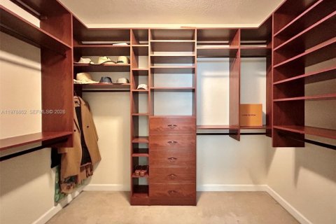 Villa ou maison à vendre à Dania Beach, Floride: 3 chambres, 221.85 m2 № 2050505 - photo 17