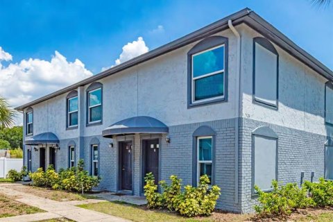 Touwnhouse à Tampa, Floride 2 chambres, 81.29 m2 № 2369650