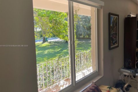 Casa en venta en Pinecrest, Florida, 4 dormitorios, 169.27 m2 № 1968584 - foto 6