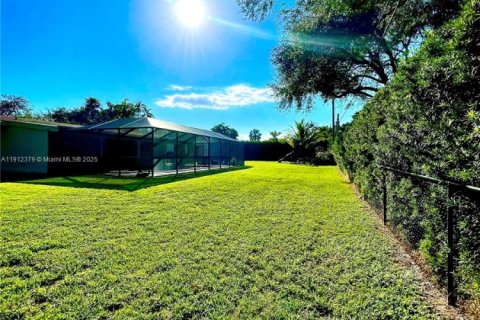 Casa en venta en Pinecrest, Florida, 4 dormitorios, 169.27 m2 № 1968584 - foto 13