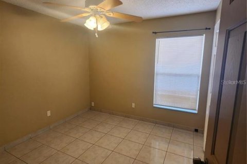 Villa ou maison à louer à Kissimmee, Floride: 3 chambres, 131.27 m2 № 2100532 - photo 24
