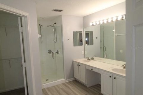 House in Orlando, Florida 3 bedrooms, 177.91 sq.m. № 2198453 - photo 12