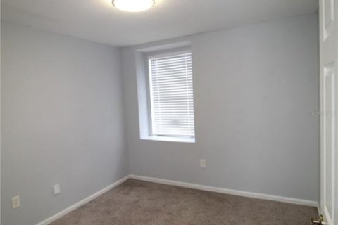 House in Orlando, Florida 3 bedrooms, 177.91 sq.m. № 2198453 - photo 18