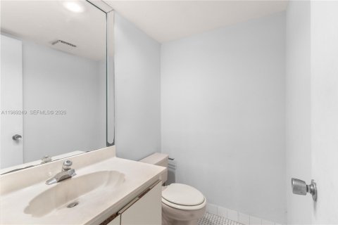 Condominio en venta en Pompano Beach, Florida, 3 dormitorios, 150.5 m2 № 2060270 - foto 3