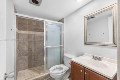 Condominio en venta en Pompano Beach, Florida, 3 dormitorios, 150.5 m2 № 2060270 - foto 13