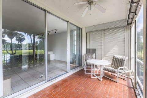 Condominio en venta en Pompano Beach, Florida, 3 dormitorios, 150.5 m2 № 2060270 - foto 27