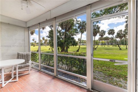 Condominio en venta en Pompano Beach, Florida, 3 dormitorios, 150.5 m2 № 2060270 - foto 26