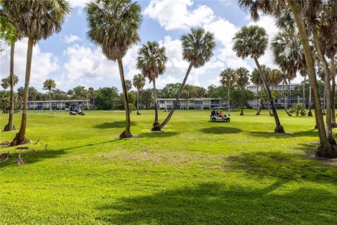 Condominio en venta en Pompano Beach, Florida, 3 dormitorios, 150.5 m2 № 2060270 - foto 30