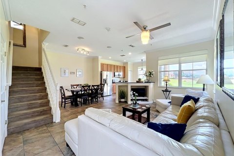 Townhouse in Four Corners, Florida 4 bedrooms, 172.98 sq.m. № 2124782 - photo 16