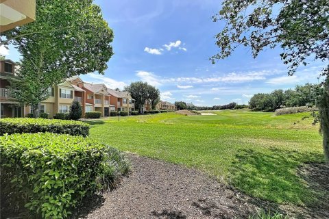 Townhouse in Four Corners, Florida 4 bedrooms, 172.98 sq.m. № 2124782 - photo 11