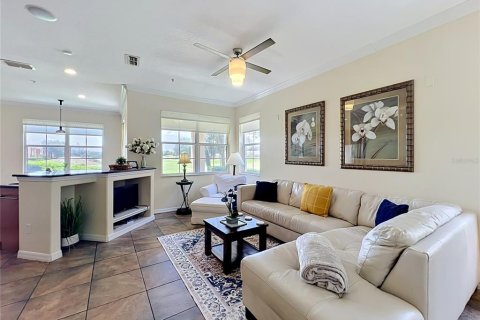 Townhouse in Four Corners, Florida 4 bedrooms, 172.98 sq.m. № 2124782 - photo 17