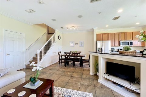 Townhouse in Four Corners, Florida 4 bedrooms, 172.98 sq.m. № 2124782 - photo 20