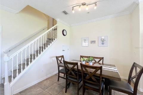 Townhouse in Four Corners, Florida 4 bedrooms, 172.98 sq.m. № 2124782 - photo 25