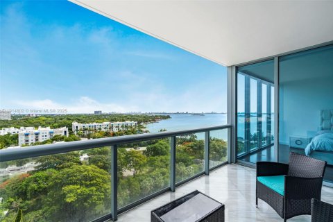 Condo à Miami, Floride, 2 chambres № 1970464