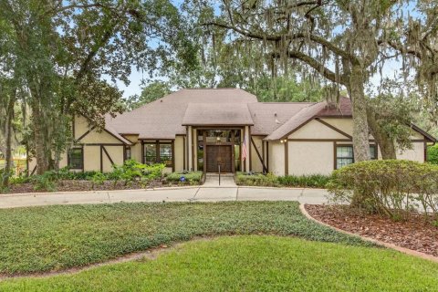 House in Altamonte Springs, Florida 3 bedrooms, 292.64 sq.m. № 2231481