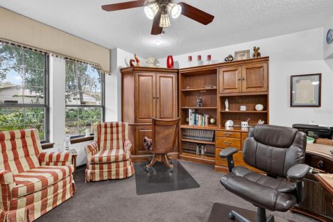 House in Altamonte Springs, Florida 3 bedrooms, 292.64 sq.m. № 2231481 - photo 11
