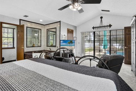 House in Altamonte Springs, Florida 3 bedrooms, 292.64 sq.m. № 2231481 - photo 16