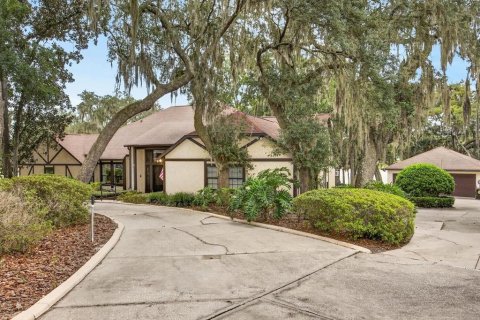 House in Altamonte Springs, Florida 3 bedrooms, 292.64 sq.m. № 2231481 - photo 4