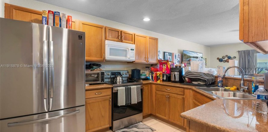 Touwnhouse à Tamarac, Floride 3 chambres, 134.34 m2 № 1970610