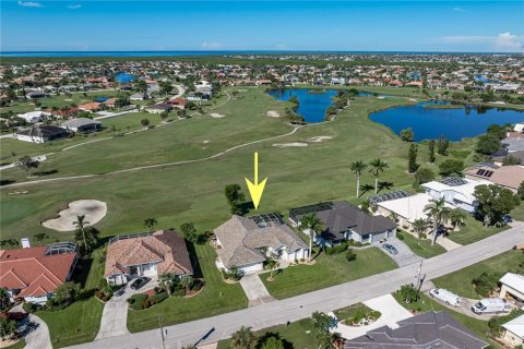 Villa ou maison à vendre à Punta Gorda, Floride: 3 chambres, 221.39 m2 № 2418351 - photo 9