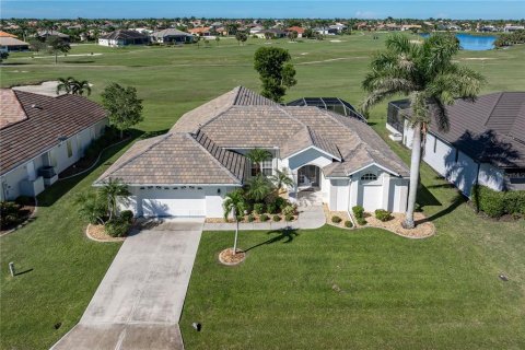 Villa ou maison à Punta Gorda, Floride 3 chambres, 221.39 m2 № 2418351