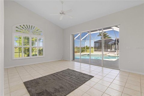 Villa ou maison à vendre à Punta Gorda, Floride: 3 chambres, 221.39 m2 № 2418351 - photo 10