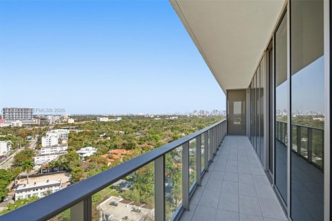 Condominio en venta en Miami, Florida, 3 dormitorios, 168.25 m2 № 2029791 - foto 29