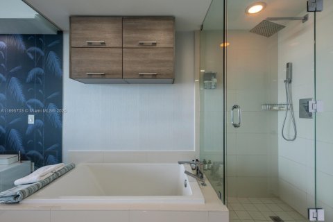 Copropriété à vendre à Miami, Floride: 1 chambre, 98.01 m2 № 1949998 - photo 18