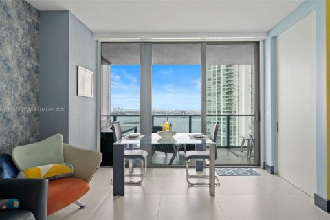 Copropriété à vendre à Miami, Floride: 1 chambre, 98.01 m2 № 1949998 - photo 12
