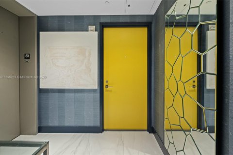 Copropriété à vendre à Miami, Floride: 1 chambre, 98.01 m2 № 1949998 - photo 5