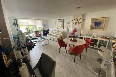 Condo in Aventura, Florida, 1 bedroom  № 2004835