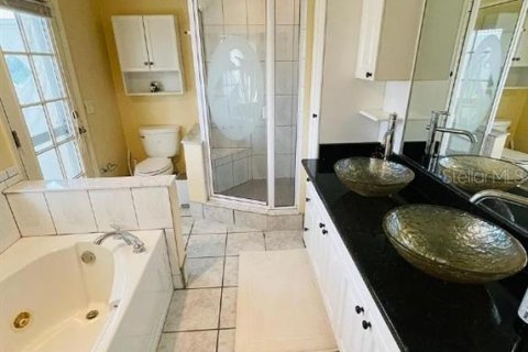 Villa ou maison à louer à Saint Petersburg, Floride: 4 chambres, 209.59 m2 № 2134656 - photo 30