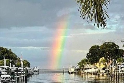 Villa ou maison à louer à Saint Petersburg, Floride: 4 chambres, 209.59 m2 № 2134656 - photo 3