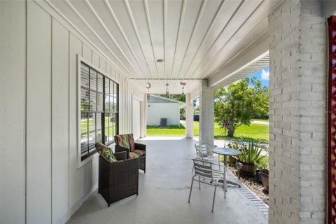 Casa en venta en Port Charlotte, Florida, 2 dormitorios, 130.06 m2 № 1902930 - foto 4