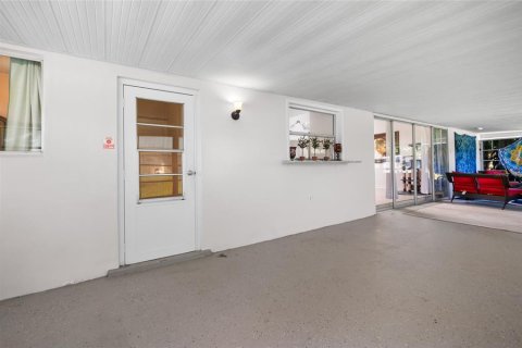 Casa en venta en Port Charlotte, Florida, 2 dormitorios, 130.06 m2 № 1902930 - foto 23