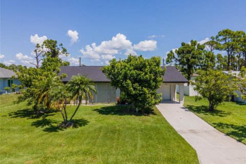 Casa en venta en Port Charlotte, Florida, 2 dormitorios, 130.06 m2 № 1902930 - foto 30