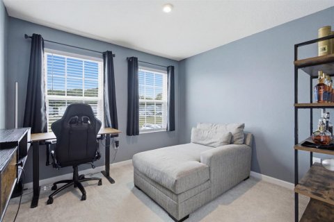 Townhouse in New Port Richey, Florida 3 bedrooms, 133.78 sq.m. № 2151055 - photo 17